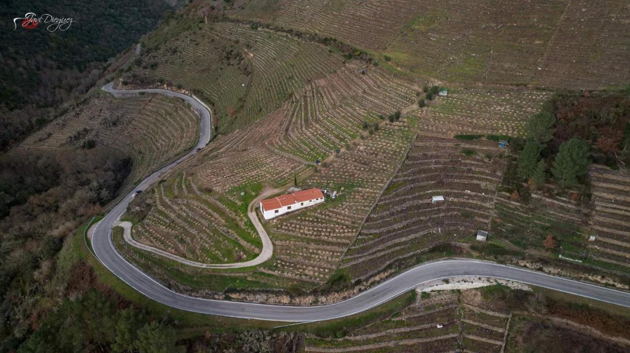 Fogar Rivoira Sacrata Castro Caldelas Exterior foto